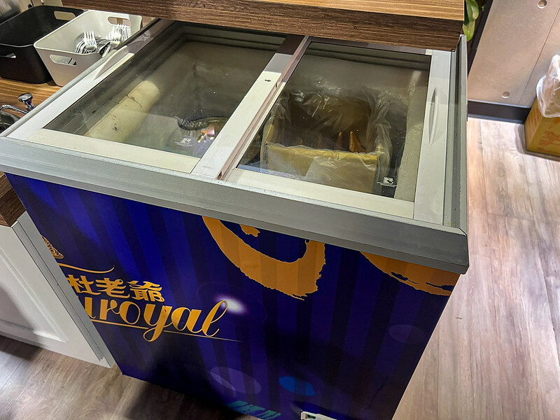 299元台北吃到飽超佛！貴族世家mini大安信義店，牛排搭自助吧吃到飽。