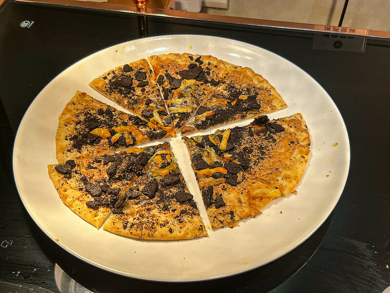 299元台北吃到飽超佛！貴族世家mini大安信義店，牛排搭自助吧吃到飽。