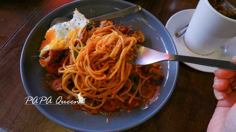 台中早午餐推薦！木質系Gohome食研室，必點義大利麵 早餐盤超滿足。