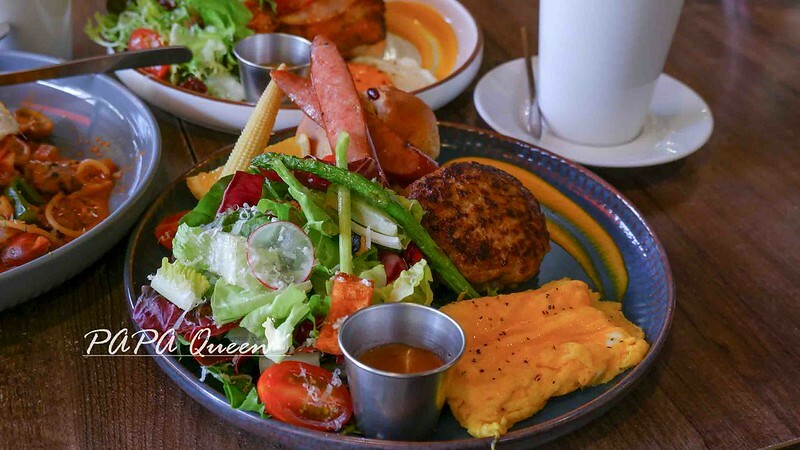 台中早午餐推薦！木質系Gohome食研室，必點義大利麵 早餐盤超滿足。