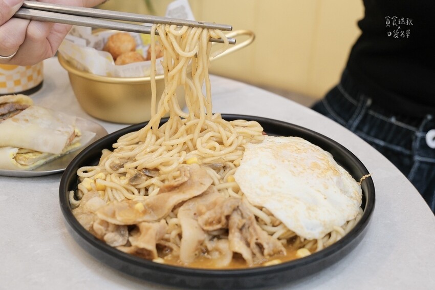 台中北屯｜台韓新菜色上線！寵物友善、台韓混搭早午餐 無數回訪