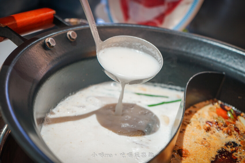 李鐵柱百草串串香｜上百種串串搭配正宗重慶風味鍋底，麻辣帶勁好滋味，一串、二串...停不下來啦，捷運永安市場站 中和美食