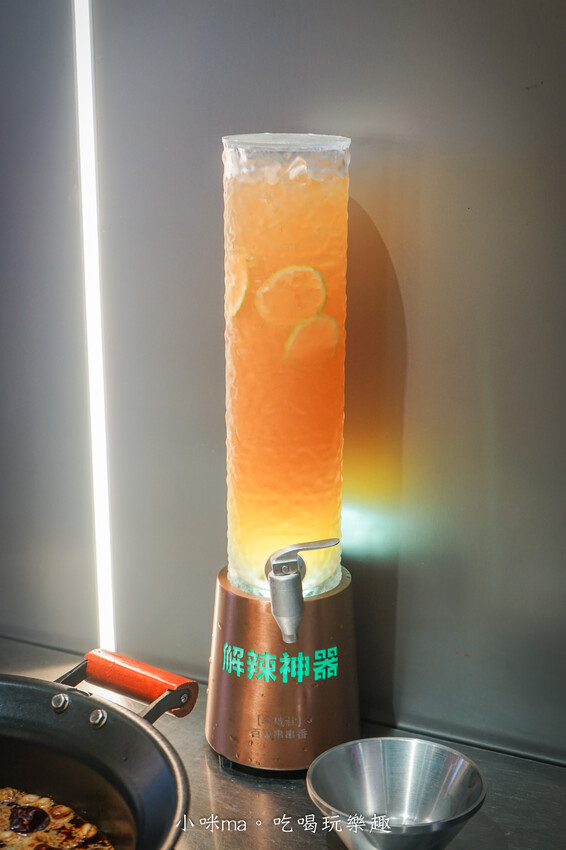 李鐵柱百草串串香｜上百種串串搭配正宗重慶風味鍋底，麻辣帶勁好滋味，一串、二串...停不下來啦，捷運永安市場站 中和美食