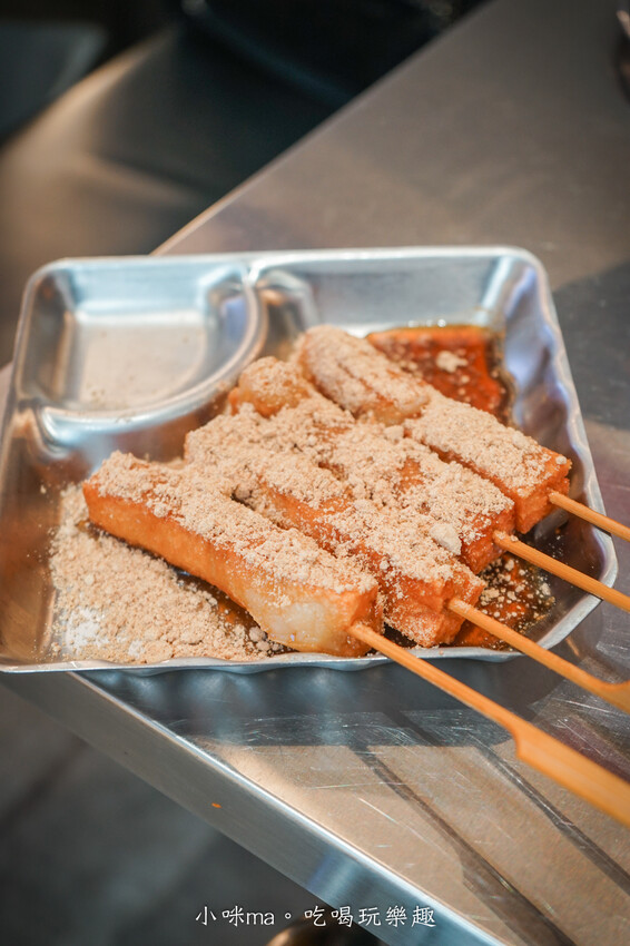 李鐵柱百草串串香｜上百種串串搭配正宗重慶風味鍋底，麻辣帶勁好滋味，一串、二串...停不下來啦，捷運永安市場站 中和美食