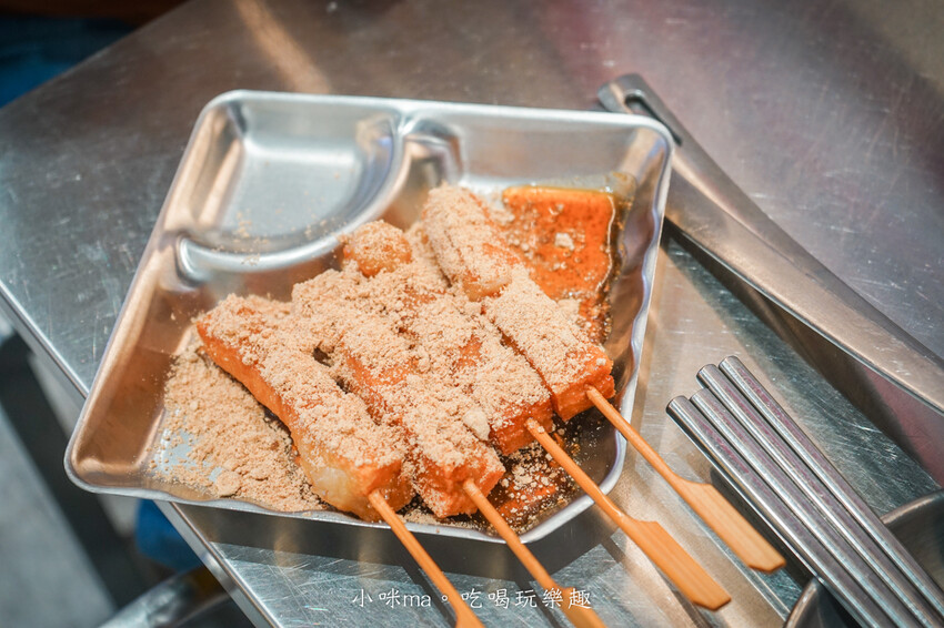 李鐵柱百草串串香｜上百種串串搭配正宗重慶風味鍋底，麻辣帶勁好滋味，一串、二串...停不下來啦，捷運永安市場站 中和美食