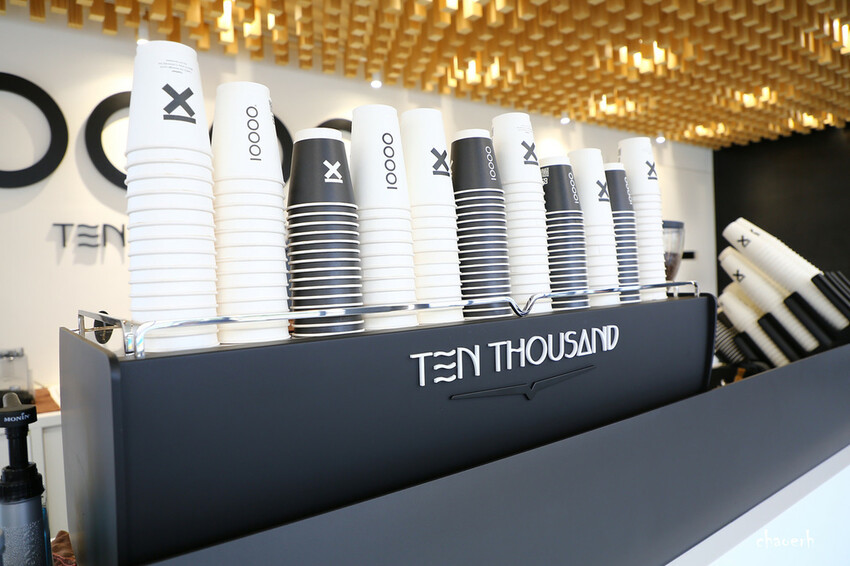 台中-Ten Thousand Coffee 台中城市概念店