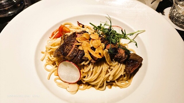 2025 BUNA CAF'E 布納咖啡館 信義館🍜☕,藏身