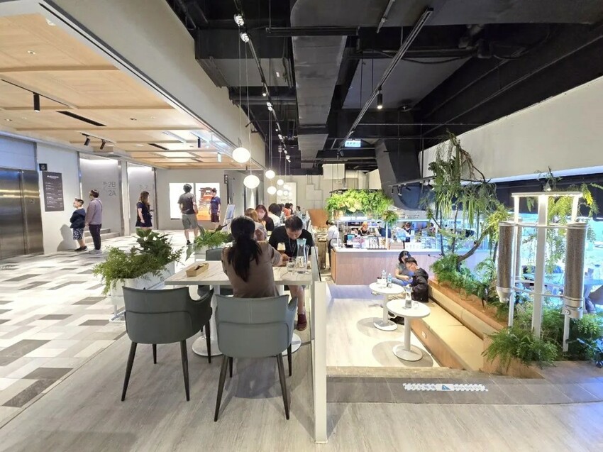 成真咖啡 ComeTrue CAFE 台南誠品生活店｜南台灣最大誠品全新開幕咖啡廳！必點熔岩焦香布蕾厚鬆餅！台南咖啡廳推薦、誠品下午茶推薦、台南早午餐推薦、台南下午茶推薦 - 佛系旅遊筆記