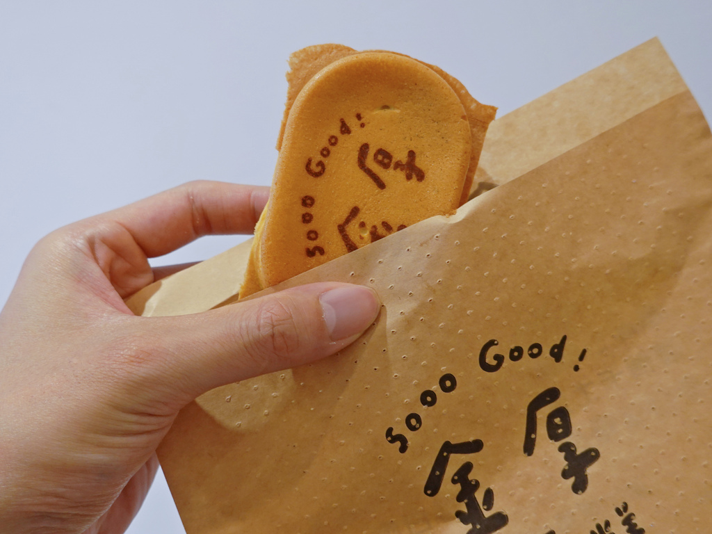 銅板價的幸福！金厚雞蛋糕，鹹甜口味齊發，起司牽絲、麻糬軟糯太銷魂！