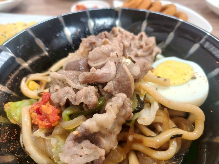 新北三重丼飯美食推薦【新北 丼品香】平價足量的經典日式料理- 新北三重丼飯美食推薦【新北 丼品香】平價足量的經典日式料理-