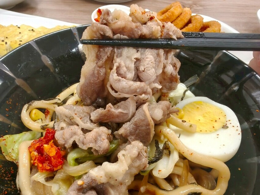 新北三重丼飯美食推薦【新北 丼品香】平價足量的經典日式料理- 新北三重丼飯美食推薦【新北 丼品香】平價足量的經典日式料理-