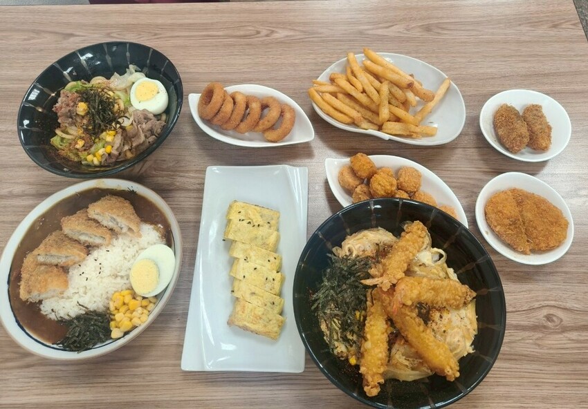 新北三重丼飯美食推薦【新北 丼品香】平價足量的經典日式料理- 新北三重丼飯美食推薦【新北 丼品香】平價足量的經典日式料理-