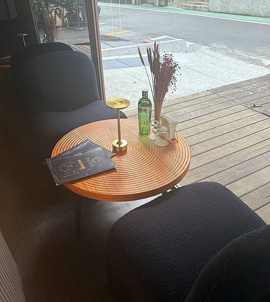 【大安區美食推薦】Cheers&Co.咖啡餐酒館,藏身忠孝復 【大安區美食推薦】Cheers&Co.咖啡餐酒館,藏身忠孝復