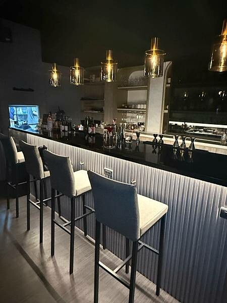 「大安區餐酒館」Cheers&Co.咖啡餐酒館｜東區人氣聚餐