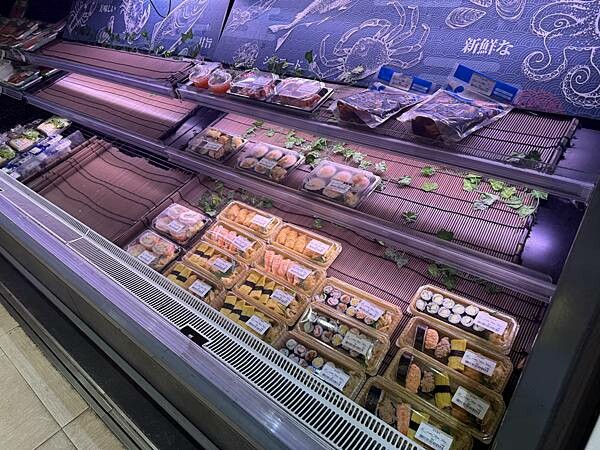 [台北海鮮]中山區劍南站「漁鮨壽司生鮮專櫃」新發現百貨超市的