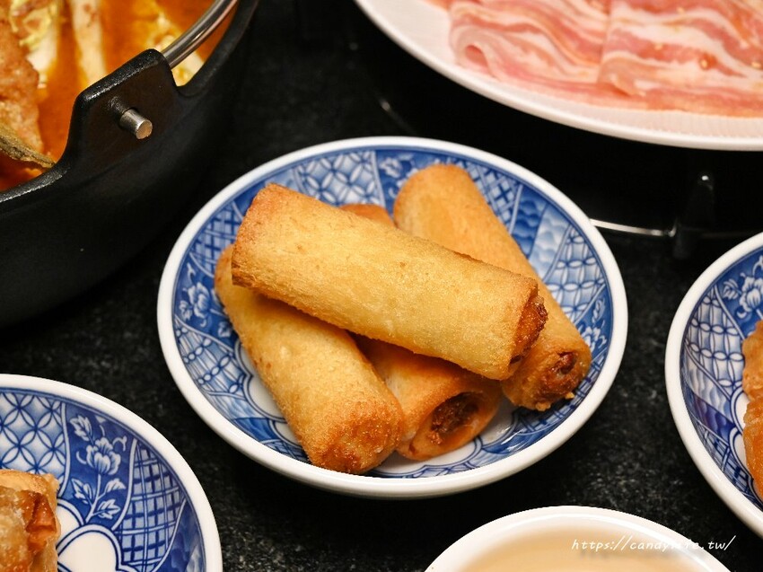 尚石苑石頭火鍋專賣|台中海線人氣鍋物進軍台中太平,超狂新品登場,7/6前還享開幕優惠! - 糖糖's 享食生活