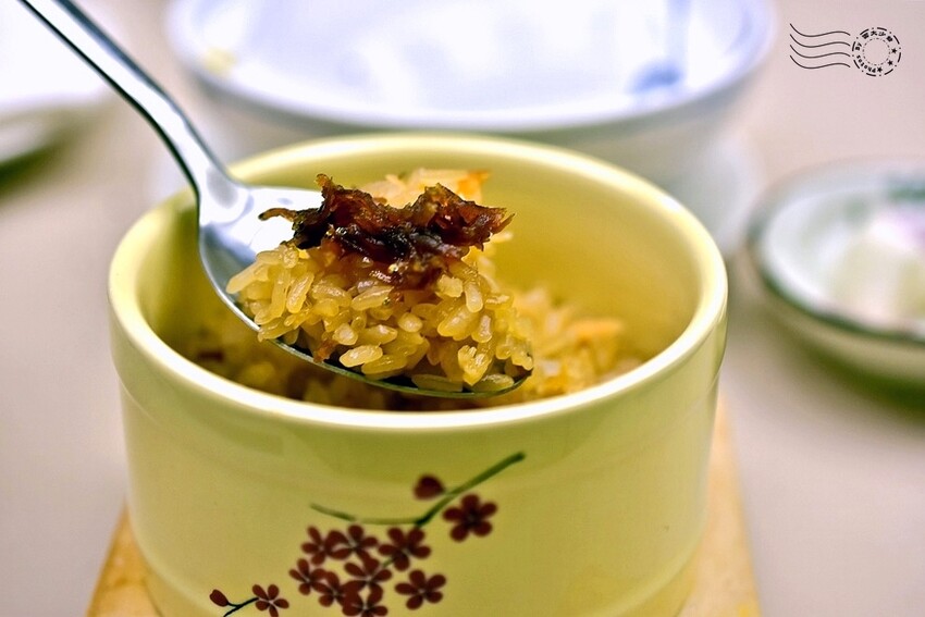 菊花廳:鮭魚蒸飯