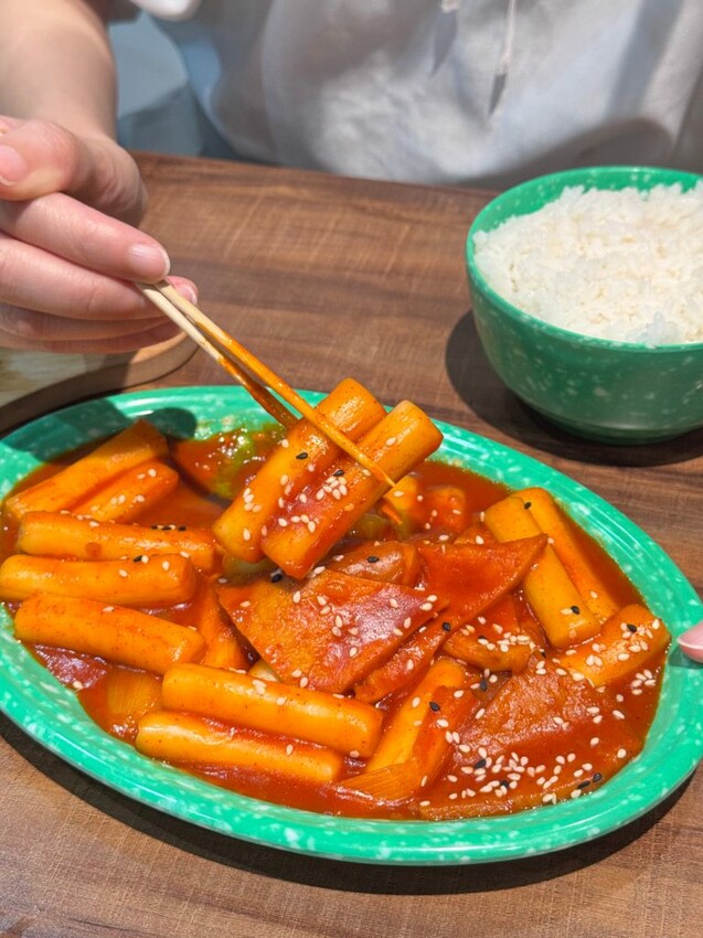 蘆洲美食｜$80元起就吃得到韓式料理！【家常飯朴老師 - 蘆洲5號店】 - 雁雁｜美食 旅遊 生活娛樂