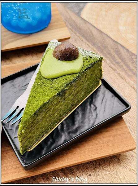 淡水老街 ‧ 之藍じらん抹茶販売店