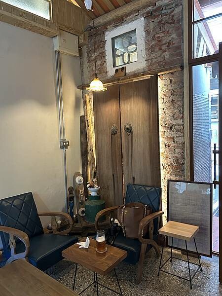 東京Haritts甜甜圈插旗台南！蝸牛巷老屋改造新魅力，東京甜甜圈鬆軟不油膩