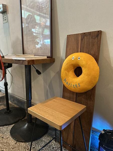 東京Haritts甜甜圈插旗台南！蝸牛巷老屋改造新魅力，東京甜甜圈鬆軟不油膩