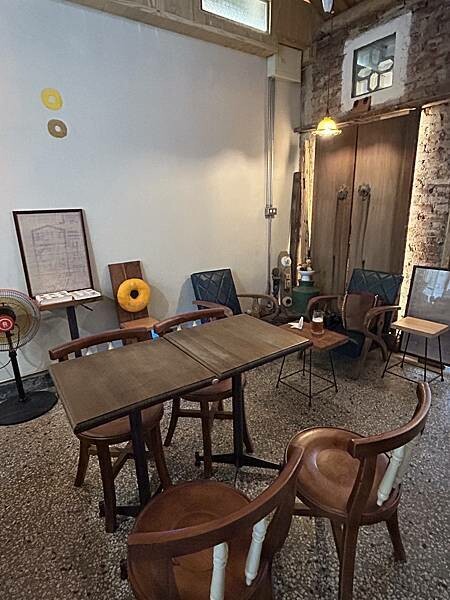 東京Haritts甜甜圈插旗台南！蝸牛巷老屋改造新魅力，東京甜甜圈鬆軟不油膩