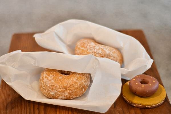 東京Haritts甜甜圈插旗台南！蝸牛巷老屋改造新魅力，東京甜甜圈鬆軟不油膩