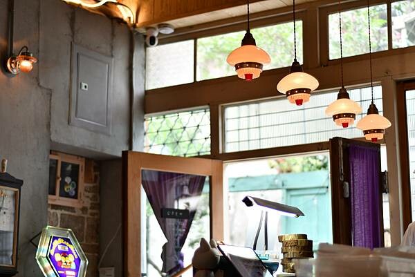 東京Haritts甜甜圈插旗台南！蝸牛巷老屋改造新魅力，東京甜甜圈鬆軟不油膩