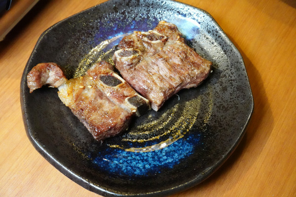 桃園市桃園區進化的燒肉吃到飽推薦：燒肉火鍋走向日料美學新境界，桃園福犇燒肉燒肉火鍋吃到飽＋K歌嗨唱不是夢