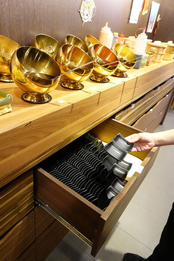 桃園市桃園區進化的燒肉吃到飽推薦：燒肉火鍋走向日料美學新境界，桃園福犇燒肉燒肉火鍋吃到飽＋K歌嗨唱不是夢