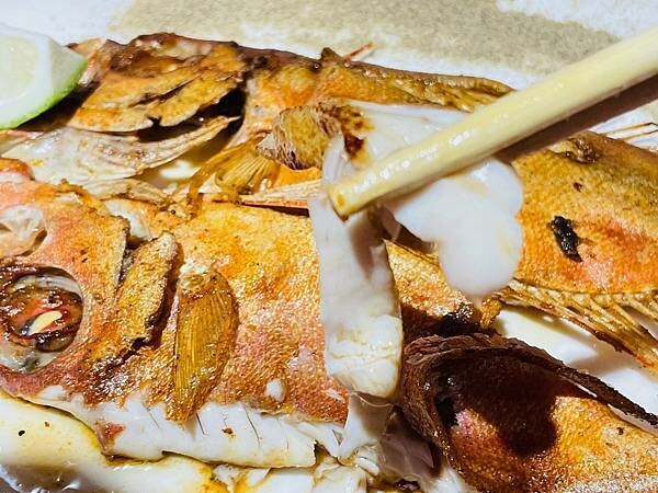 【宜蘭南澳美食】朝陽客來香 / 朝陽漁港直送！這家隱藏版海鮮