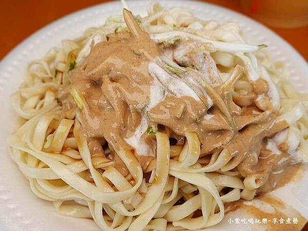 嘉義-涼麵、四味果汁總店-大份 (1).jpg
