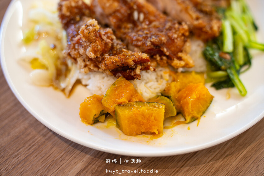 中永和美食推薦_極度飯桶中和員山總店，肉肉控激推爆肉便當，四樣配菜大份量便當100元起，中永和便當店推薦_2025菜單 – 冠婷生活趣