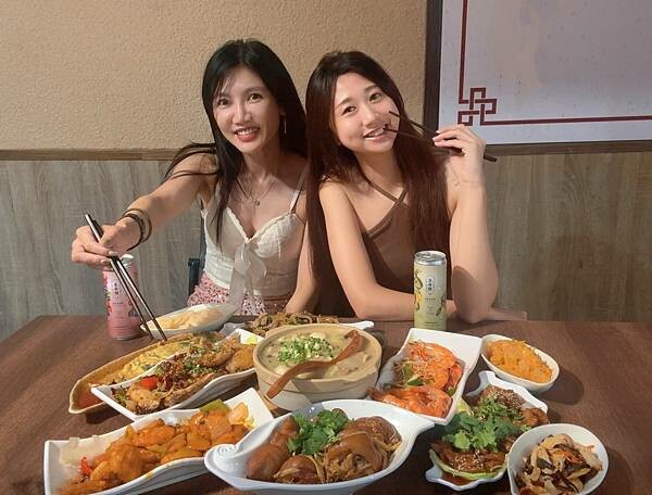 松山美食【台北食記】大烹小饌-福客粥：清粥小菜也能頂級享受！