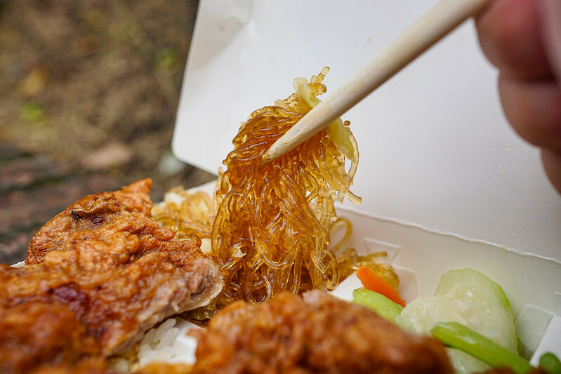 景美夜市便當老字號!再福排骨招牌炸排骨飯香酥入味,在地人激推