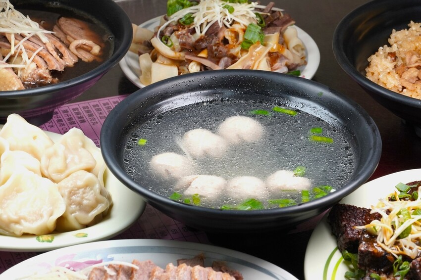 熱搜台中隱藏版美食!超人氣當歸鴨+鴨肉米糕必點攻略|御品鴨香 熱搜台中隱藏版美食!超人氣當歸鴨+鴨肉米糕必點攻略|御品鴨香