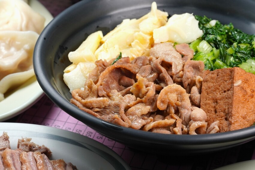 熱搜台中隱藏版美食!超人氣當歸鴨+鴨肉米糕必點攻略|御品鴨香 熱搜台中隱藏版美食!超人氣當歸鴨+鴨肉米糕必點攻略|御品鴨香