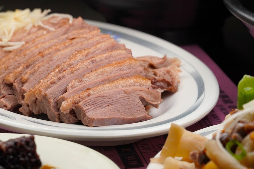 熱搜台中隱藏版美食!超人氣當歸鴨+鴨肉米糕必點攻略|御品鴨香 熱搜台中隱藏版美食!超人氣當歸鴨+鴨肉米糕必點攻略|御品鴨香