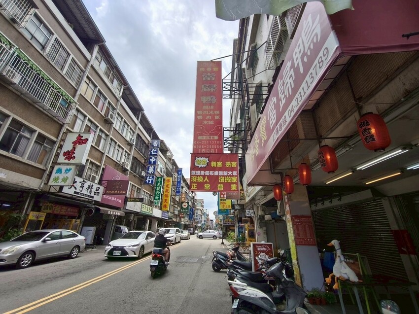 熱搜台中隱藏版美食!超人氣當歸鴨+鴨肉米糕必點攻略|御品鴨香 熱搜台中隱藏版美食!超人氣當歸鴨+鴨肉米糕必點攻略|御品鴨香