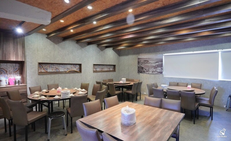 新北市萬里區大益發萬里蟹活海鮮餐廳｜在地人私藏的萬里現撈活海鮮，夏天也能爽爽吃蟹！