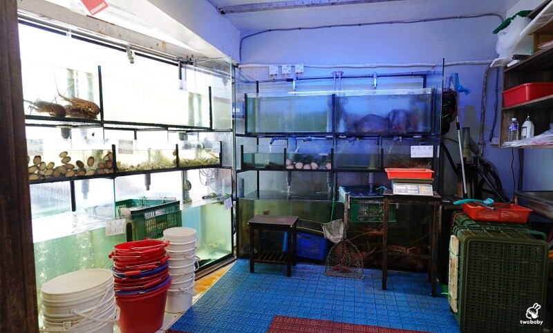 新北市萬里區大益發萬里蟹活海鮮餐廳｜在地人私藏的萬里現撈活海鮮，夏天也能爽爽吃蟹！