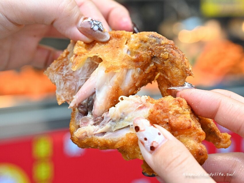 正騰和炸雞｜水湳市場超夯炸雞店！早上11點一開攤就排爆，這樣買最划算！ - 糖糖's 享食生活