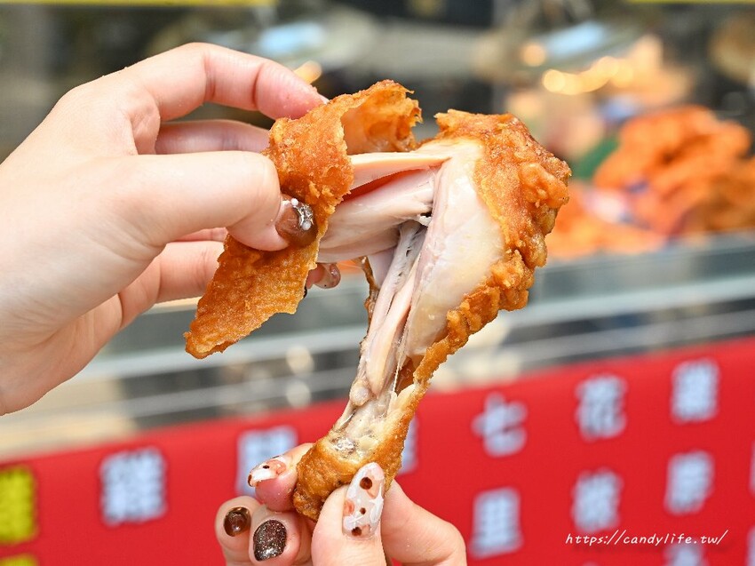 正騰和炸雞｜水湳市場超夯炸雞店！早上11點一開攤就排爆，這樣買最划算！ - 糖糖's 享食生活