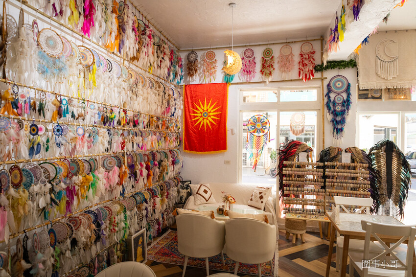 中壢輕食咖啡廳DIY手作-Art Wall Milla 米菈手工藝術 DIY Café，各式咖啡飲品及輕食甜點都非常棒，而且還能一秒讓你踏進夢幻繽紛的手作藝品世界！ @圍事小哥的幸福相框