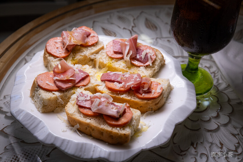 中壢輕食咖啡廳DIY手作-Art Wall Milla 米菈手工藝術 DIY Café，各式咖啡飲品及輕食甜點都非常棒，而且還能一秒讓你踏進夢幻繽紛的手作藝品世界！ @圍事小哥的幸福相框