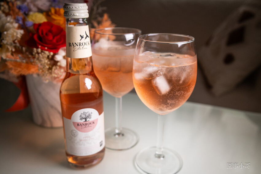 中壢輕食咖啡廳DIY手作-Art Wall Milla 米菈手工藝術 DIY Café，各式咖啡飲品及輕食甜點都非常棒，而且還能一秒讓你踏進夢幻繽紛的手作藝品世界！ @圍事小哥的幸福相框