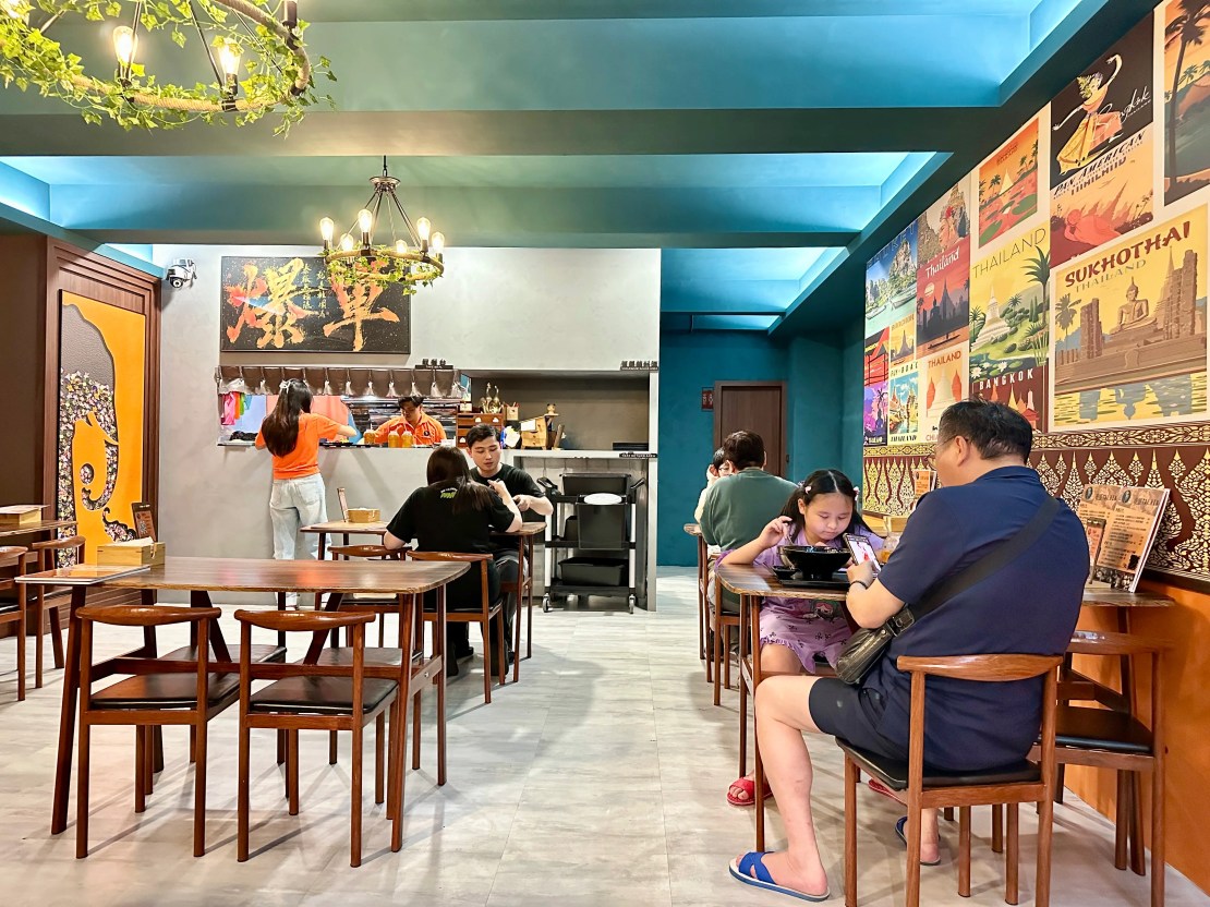 泰狠 TAI.HEN｜浮誇系酸辣火山排骨超驚豔！酸辣海鮮MA麵酸辣清爽超開胃！深夜泰式美食一秒到泰國！桃園泰式推薦、桃園宵夜推薦、桃園美食推薦 - 佛系旅遊筆記