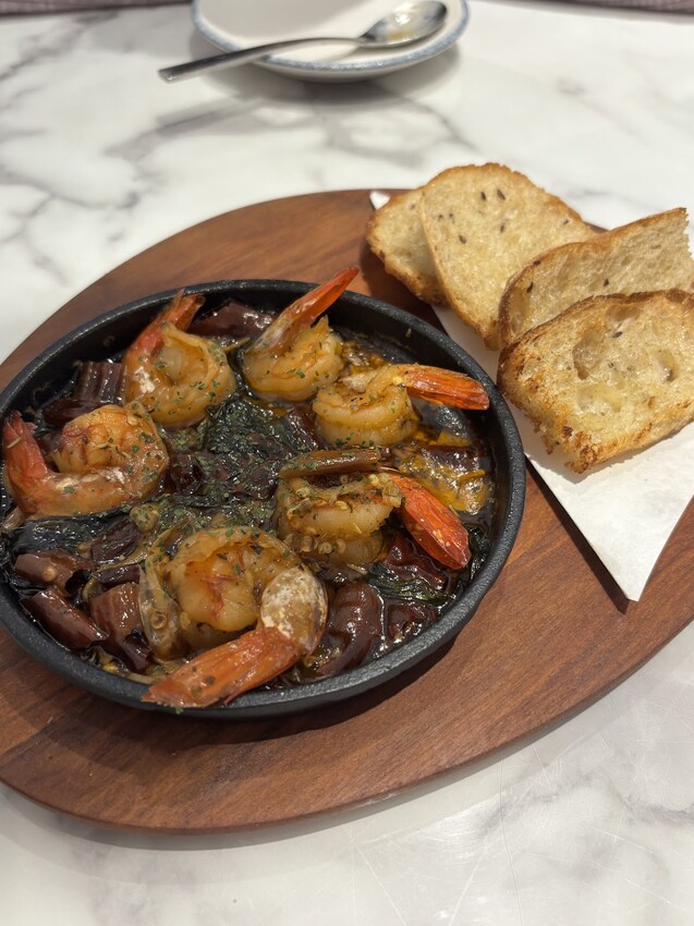 台北市信義區成真咖啡 ComeTrue CAFE ☕🍴台北微風廣場店新開幕