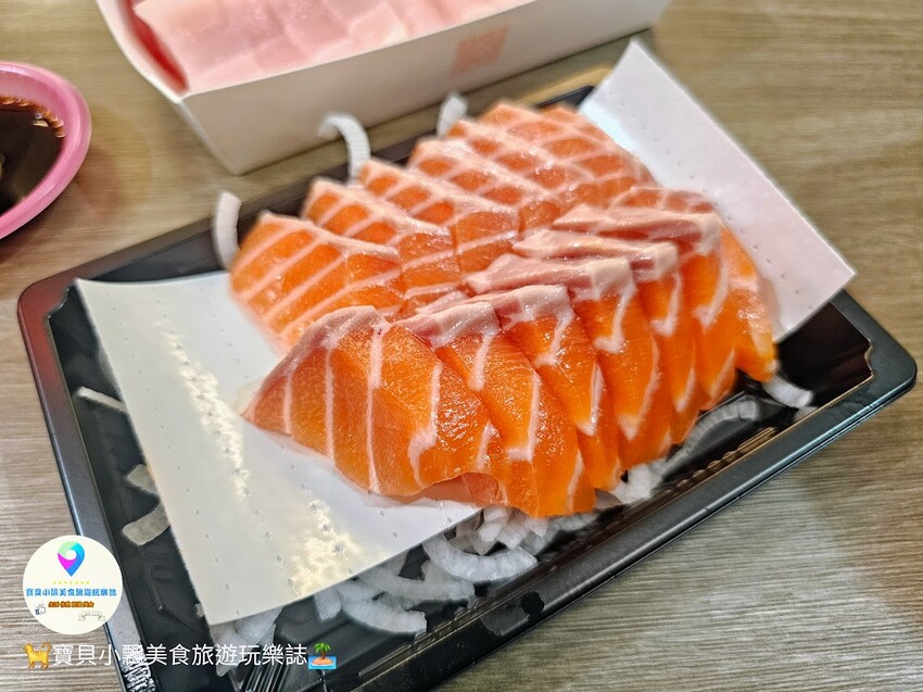 深夜想吃生魚片就來台中魚市水產街的大鮪生魚片，多元支付超方便！