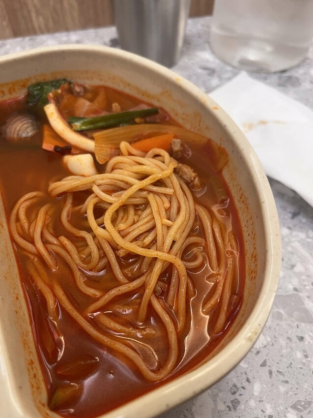 桃園韓式！善食堂半半麵，炸醬炒碼雙重享受，中路特區美食新選擇